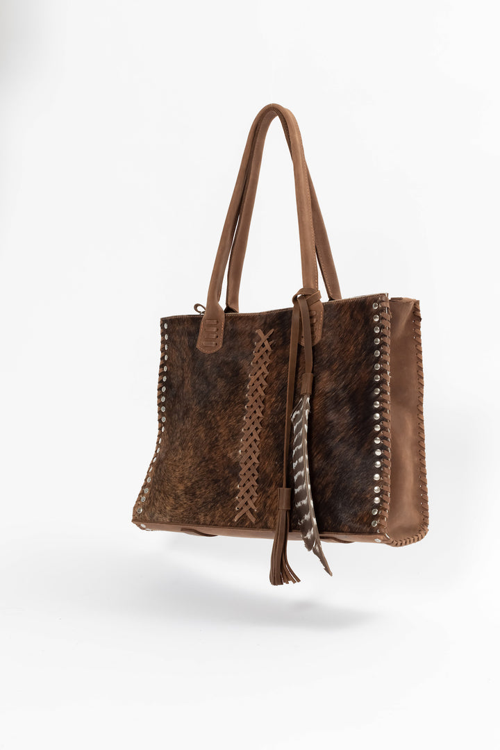 Hand Matters. Fashion large feather handbag