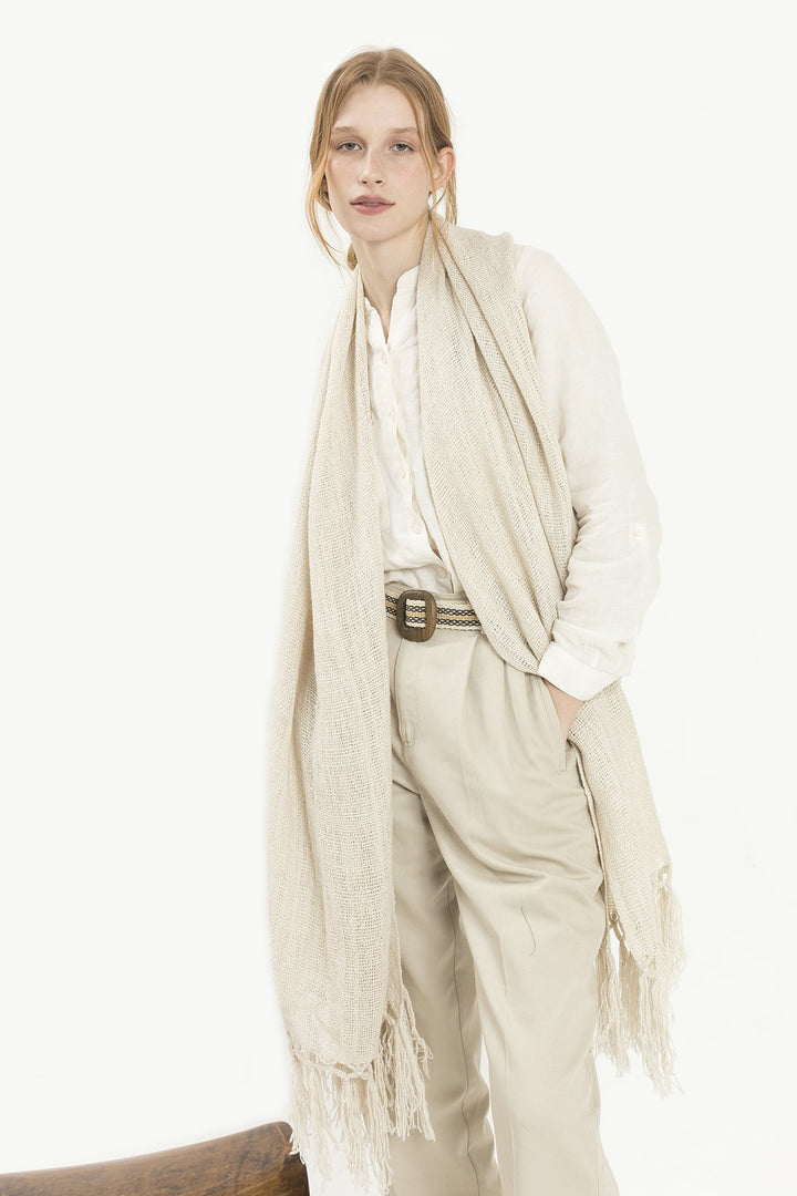 Hand Matters. Llama shawl scarf ruana. Total white look