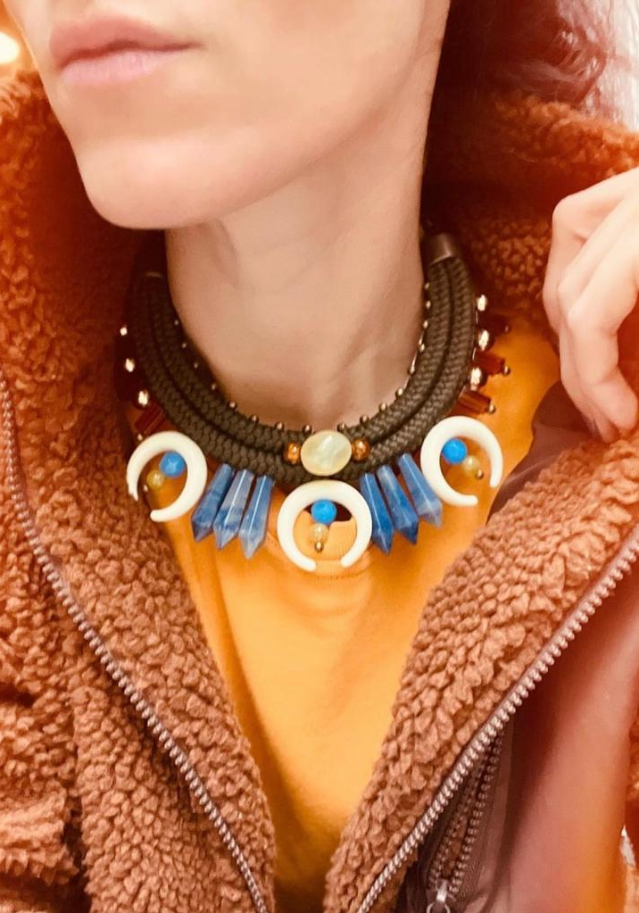 Hand Matters. Winter. Styling folk necklace