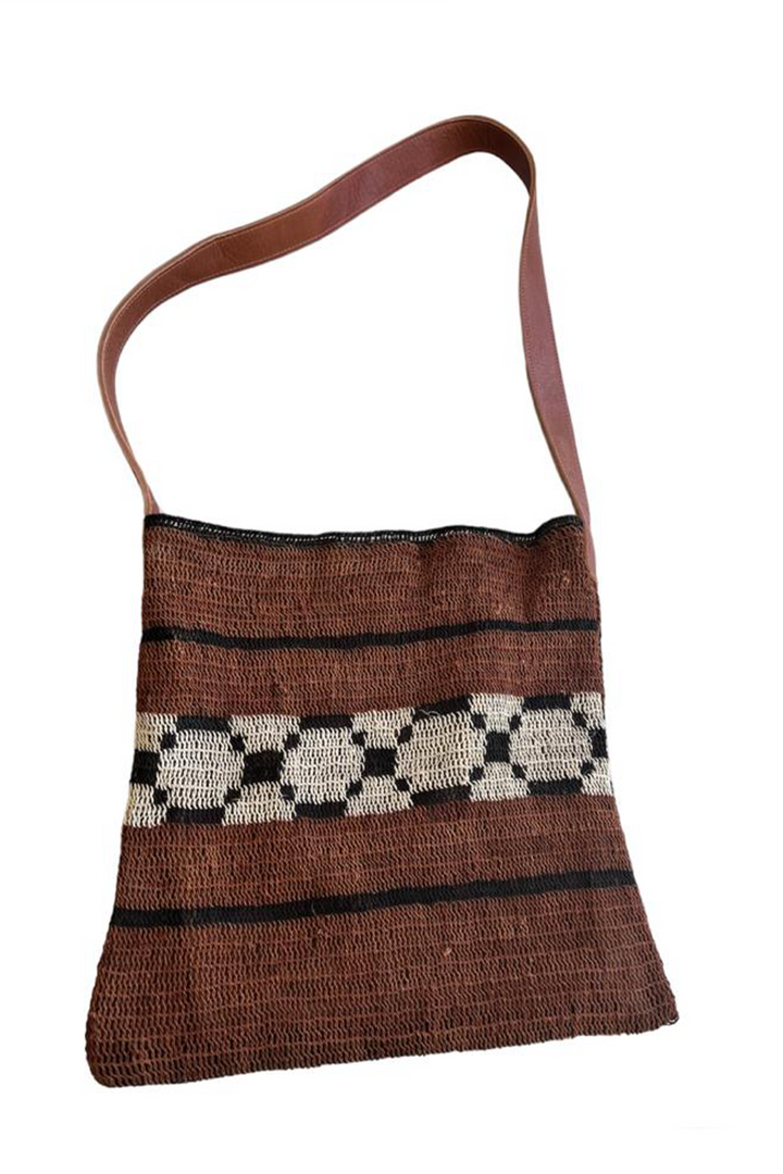 Handmade accessories. Natural fibers. Hand Matters