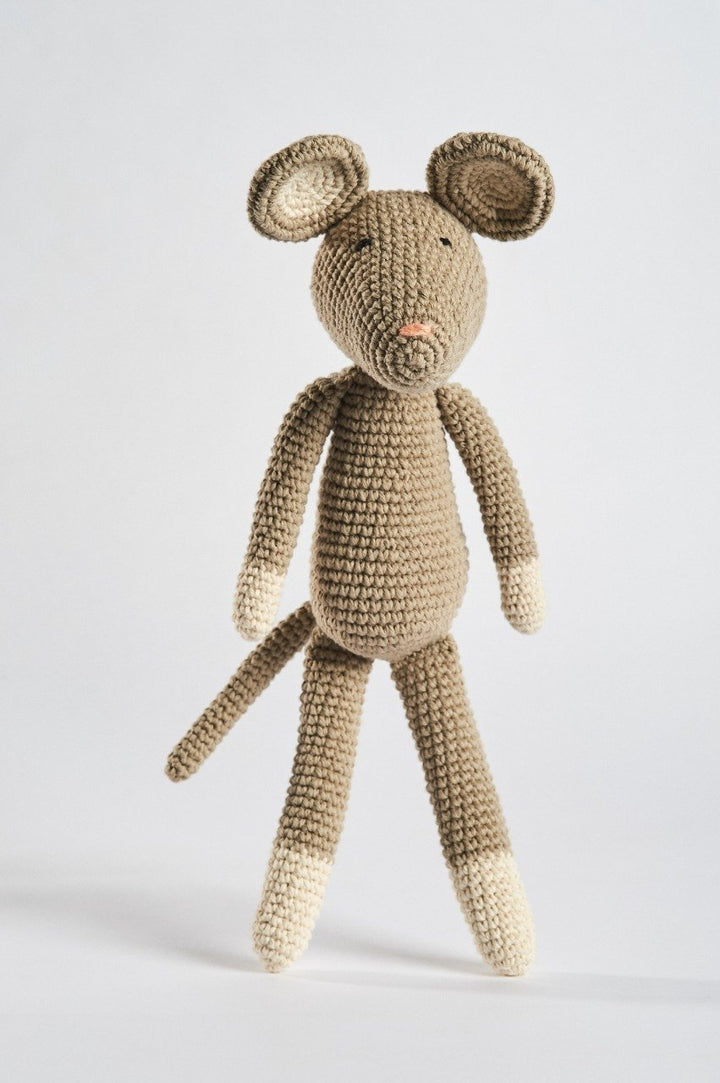 Crochet Mouse. Hand Matters.