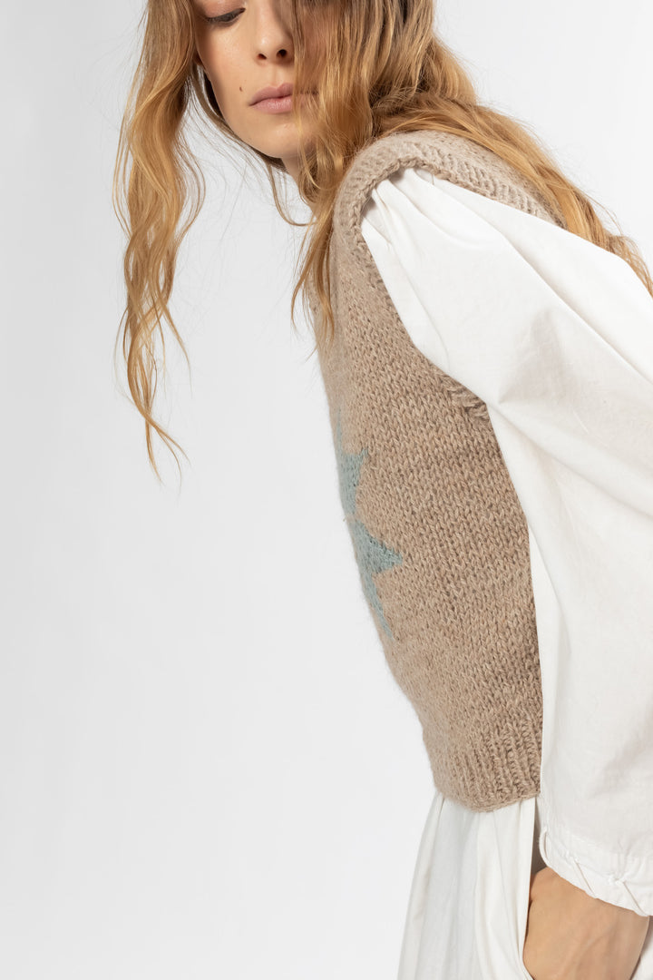 Finest Llama Wool Vest. Handmade. Hand Matters