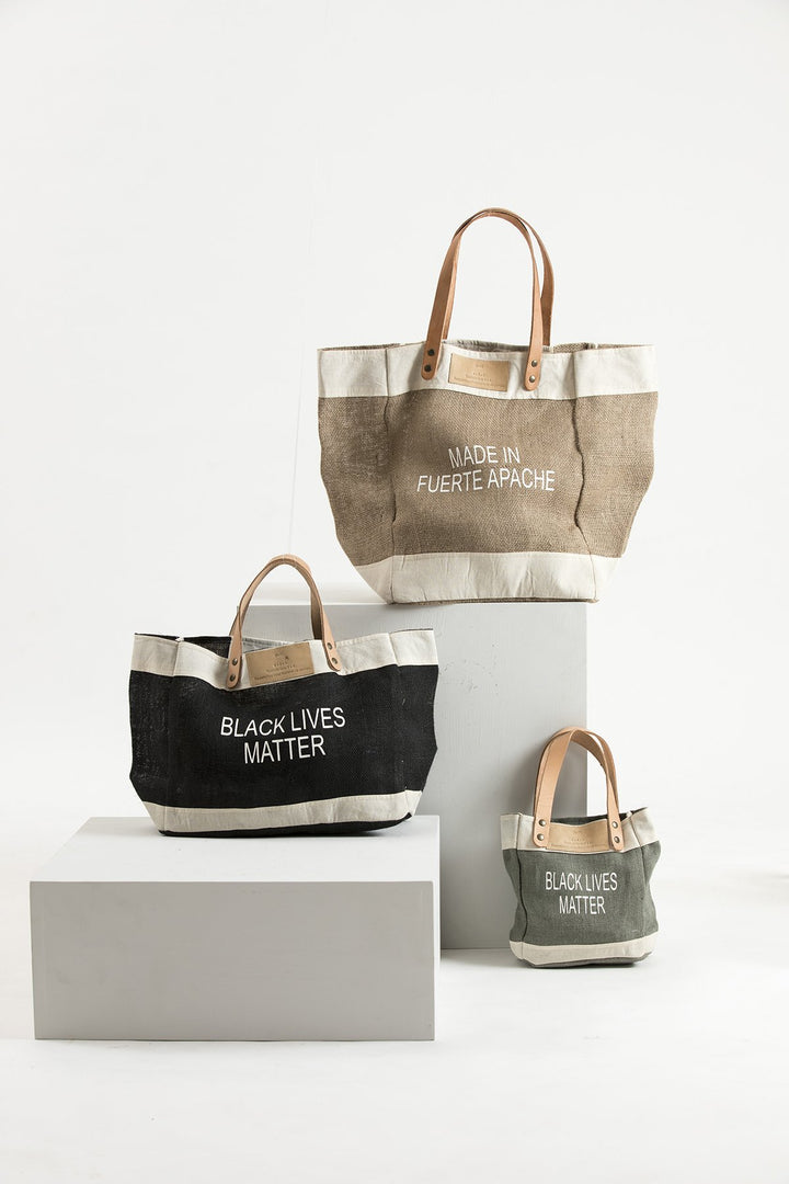 Hand Matters. Burlap Tote Bags